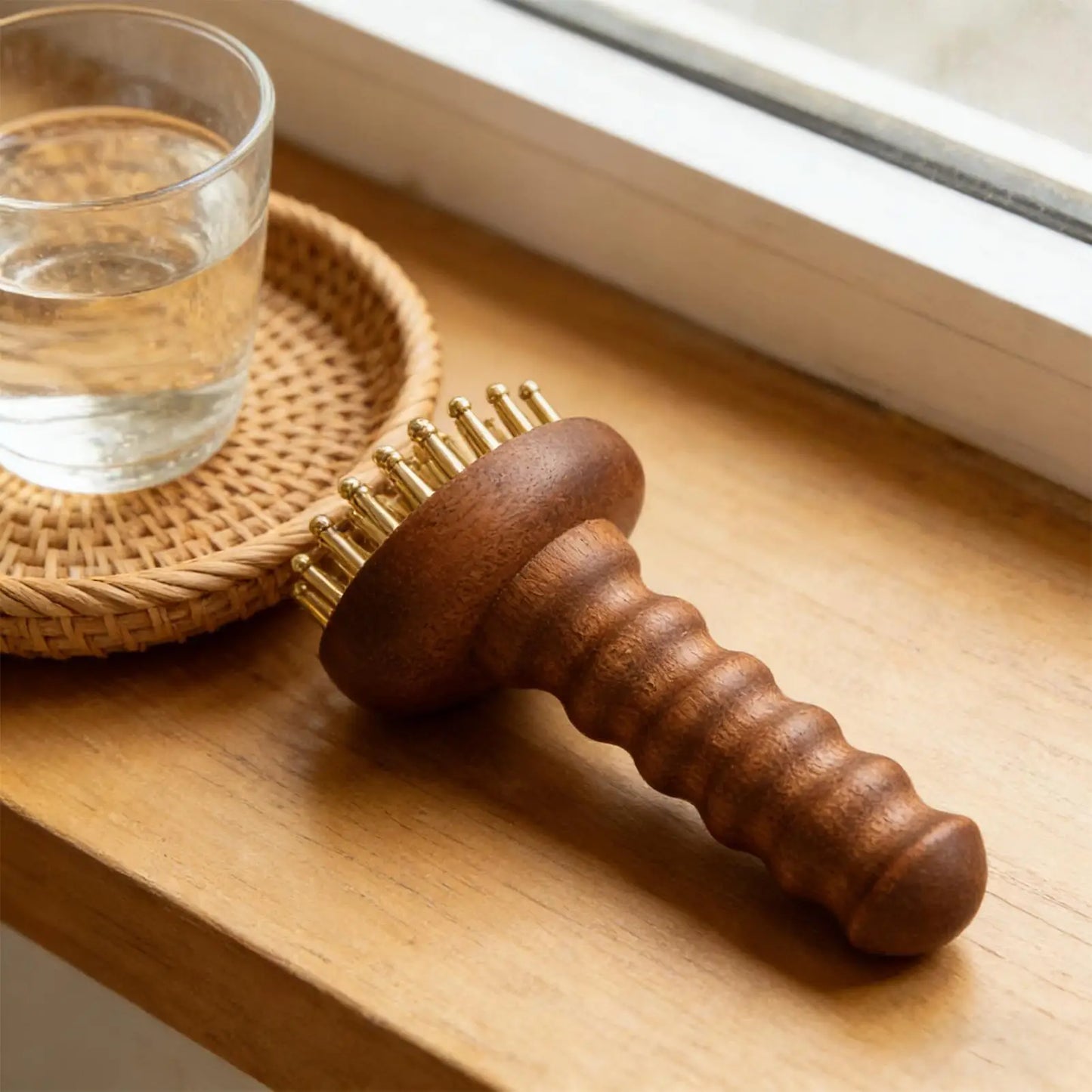 Massage Comb  SPA Gua Sha Tool Copper Head Massage Gua Sha Comb Long Wooden Handle Sturdy Meridian Point Massager Brush